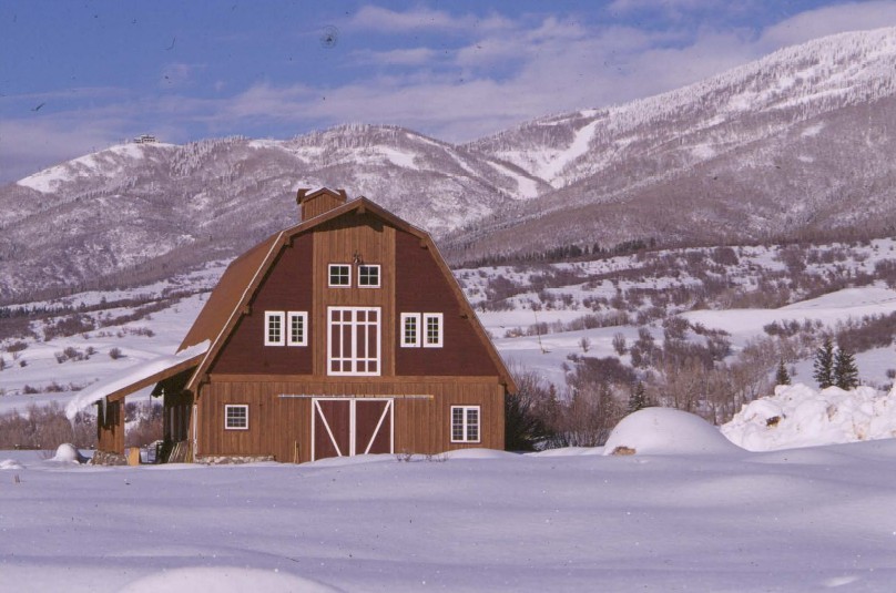 33690 E Us Highway 40