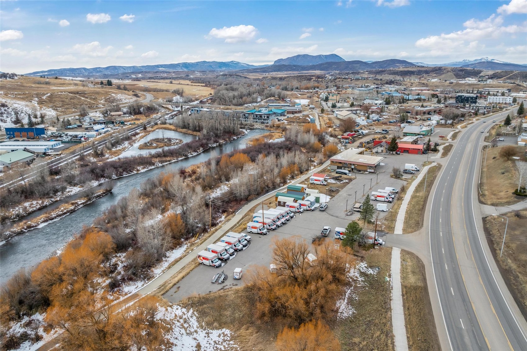 1707 Lincoln AVENUE -