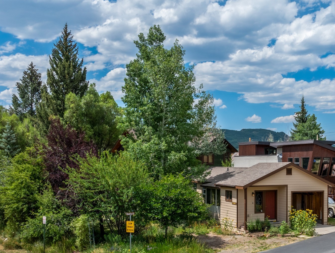 511 Harms COURT