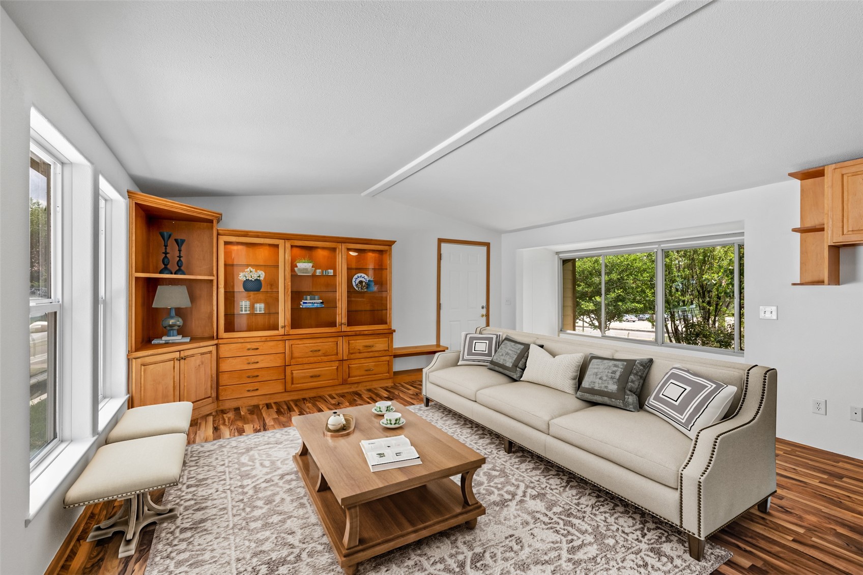 511 Harms COURT