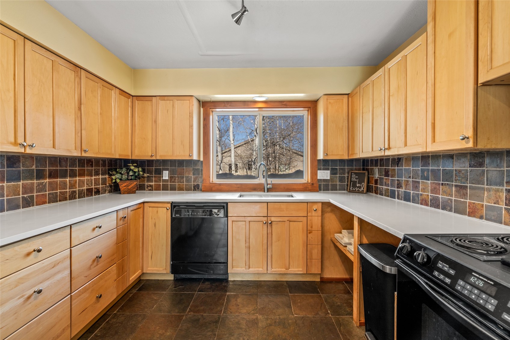 1482 Creekside COURT 102