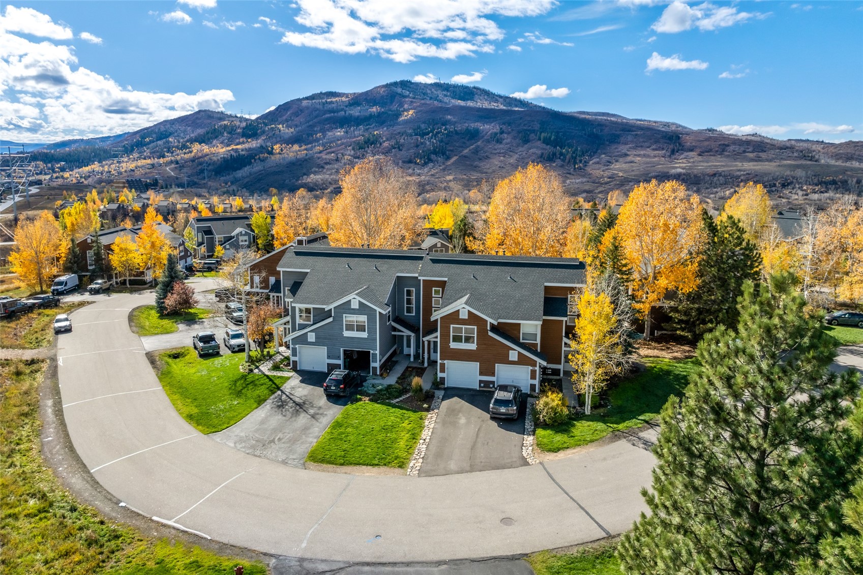 744 Mountain Vista CIRCLE 53