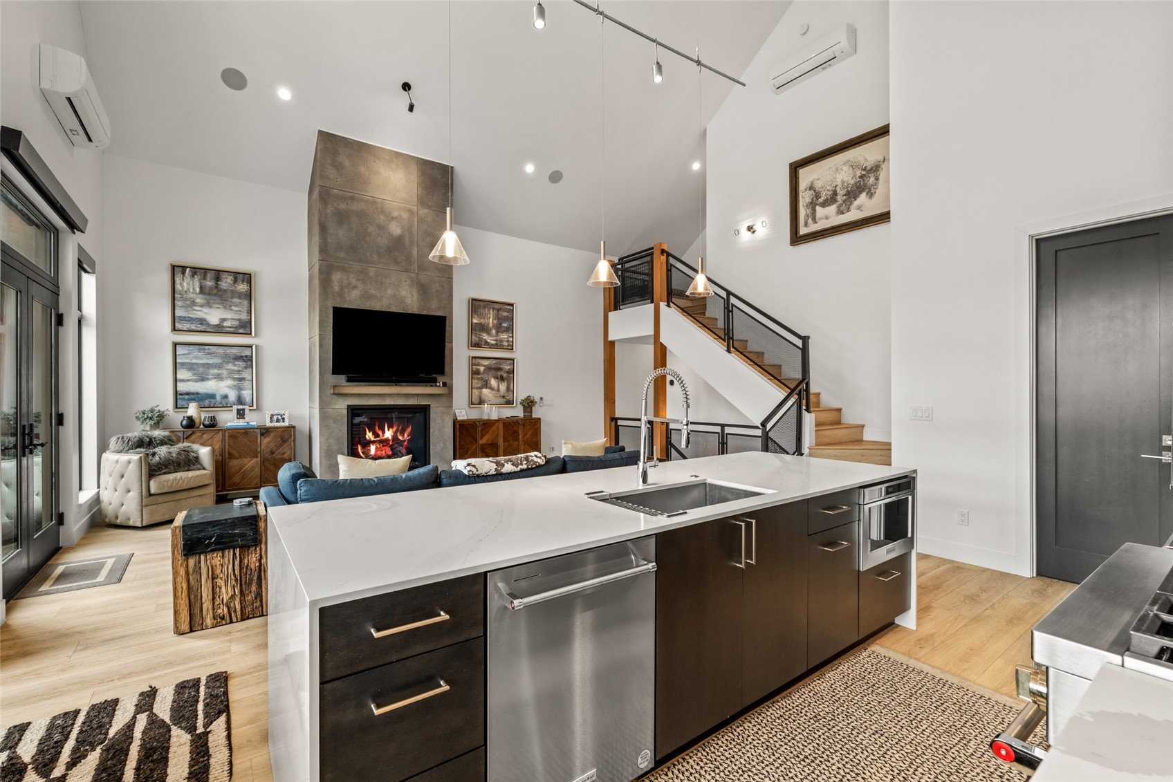 1243 Urban WAY 2