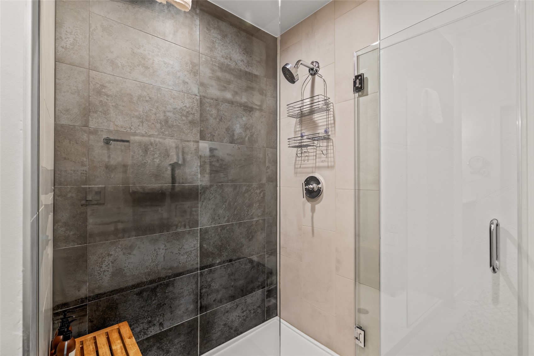 1243 Urban WAY 2
