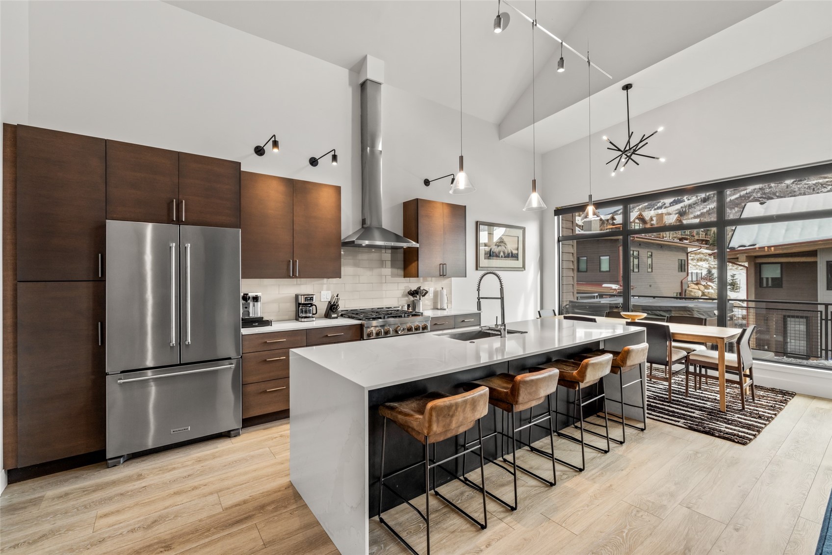 1243 Urban WAY 2