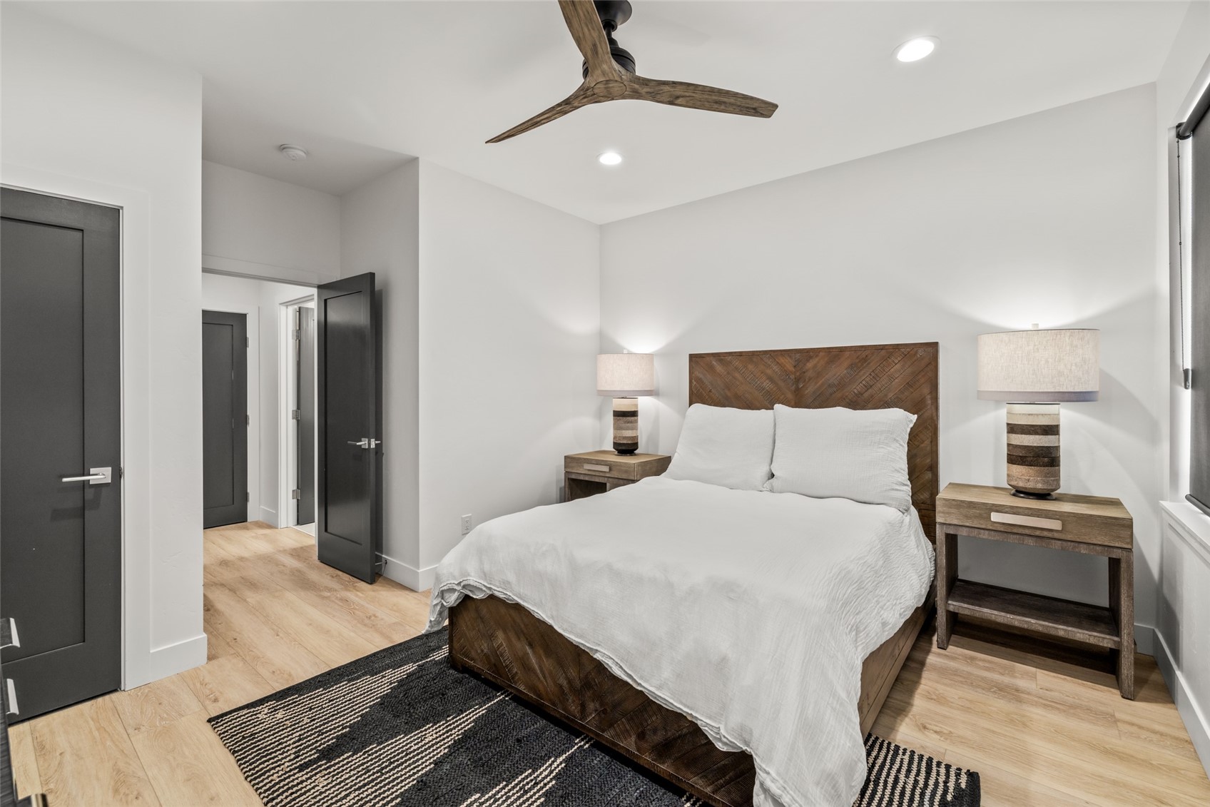 1243 Urban WAY 2