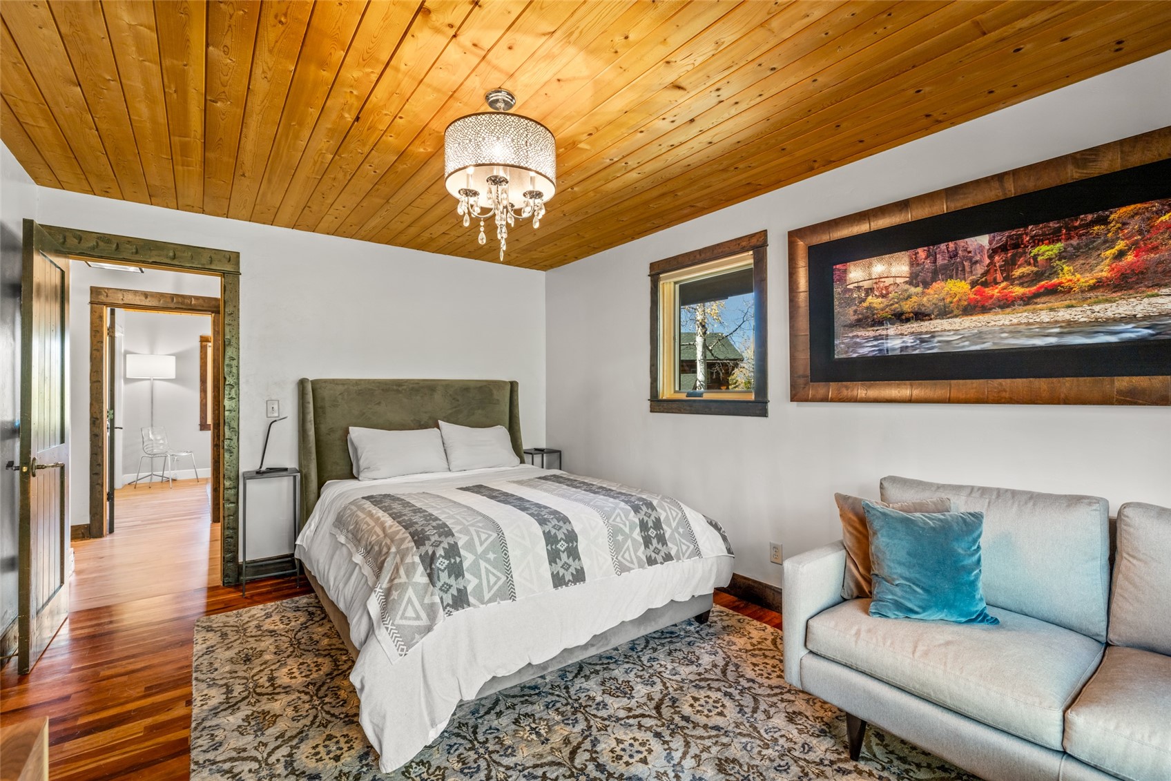 795 Spring Creek CIRCLE