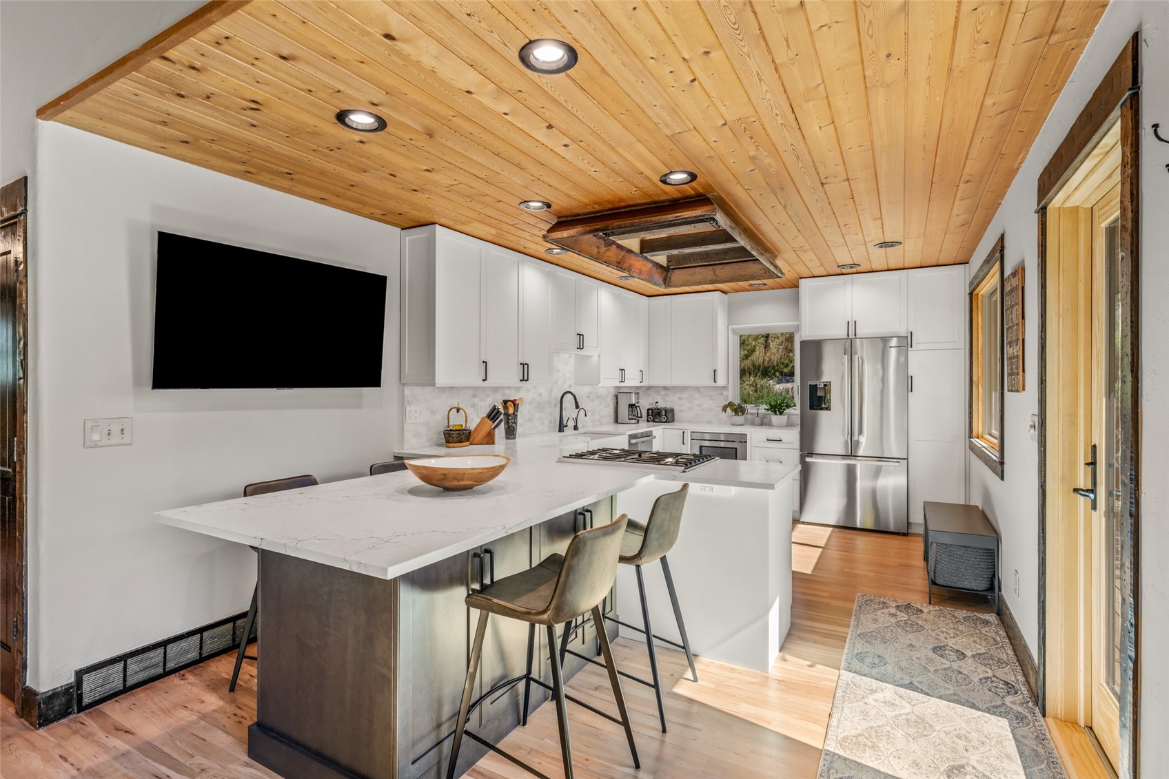 795 Spring Creek CIRCLE