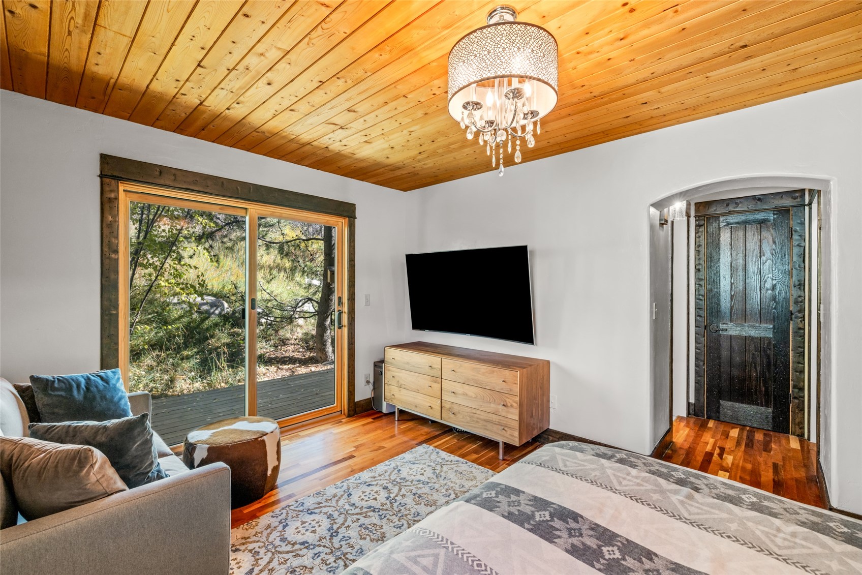 795 Spring Creek CIRCLE