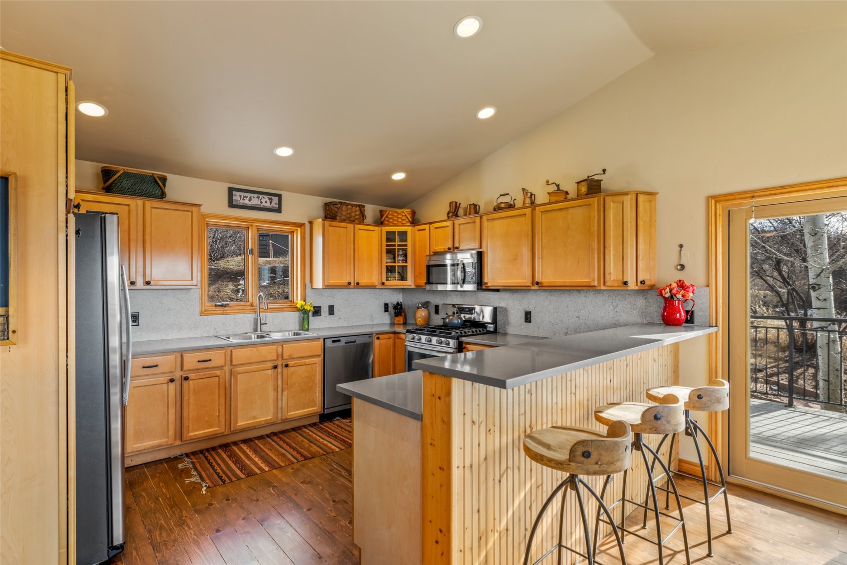 37450 Saddle Mountain DRIVE