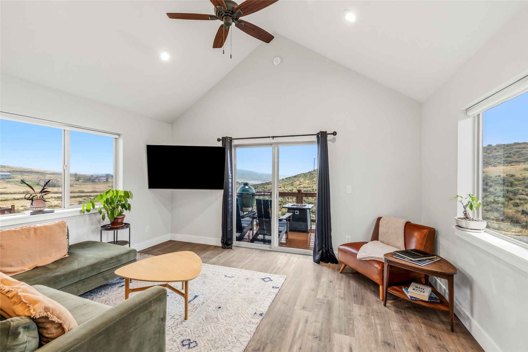 23680 Sagebrush CIRCLE