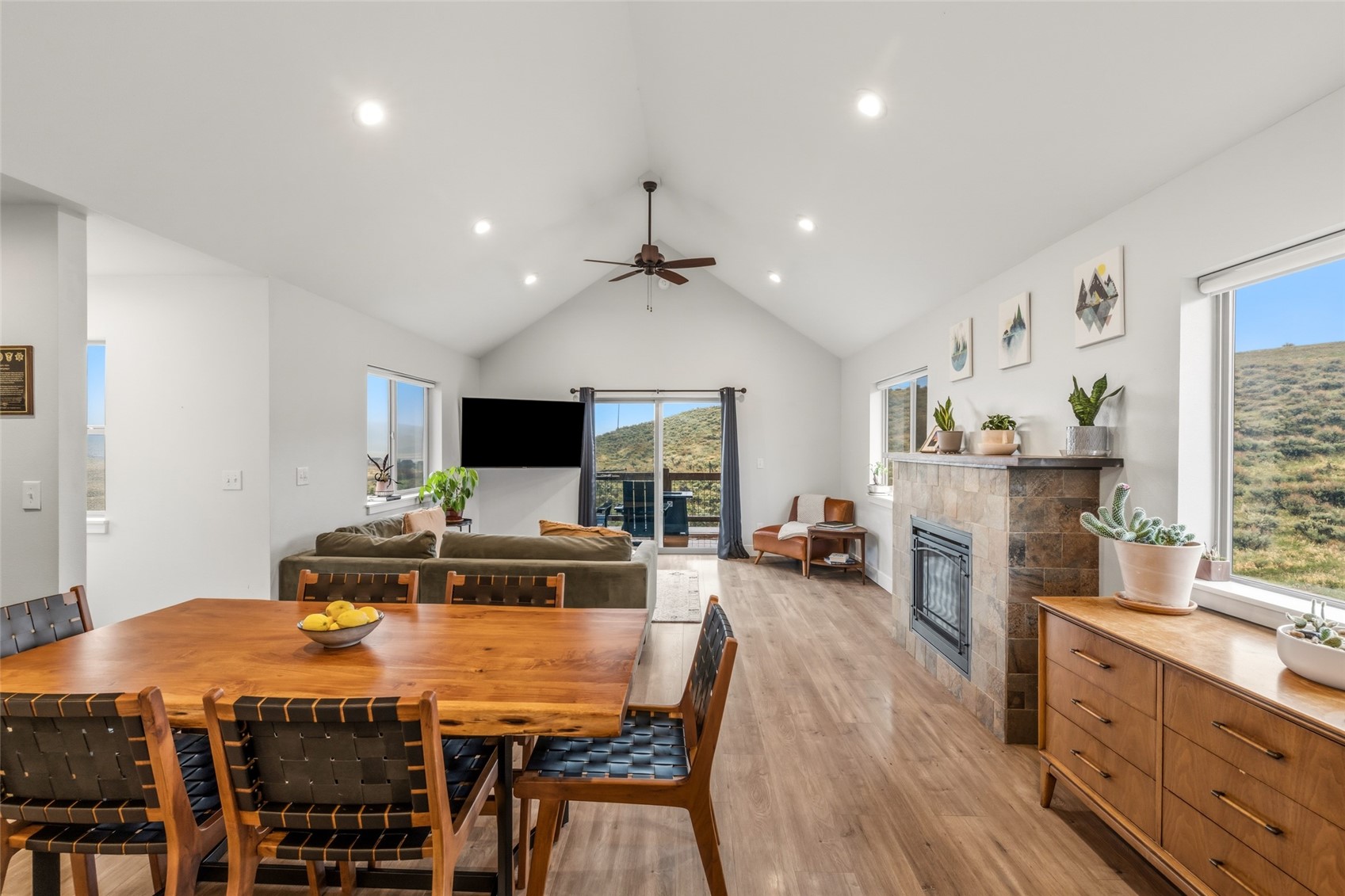 23680 Sagebrush CIRCLE