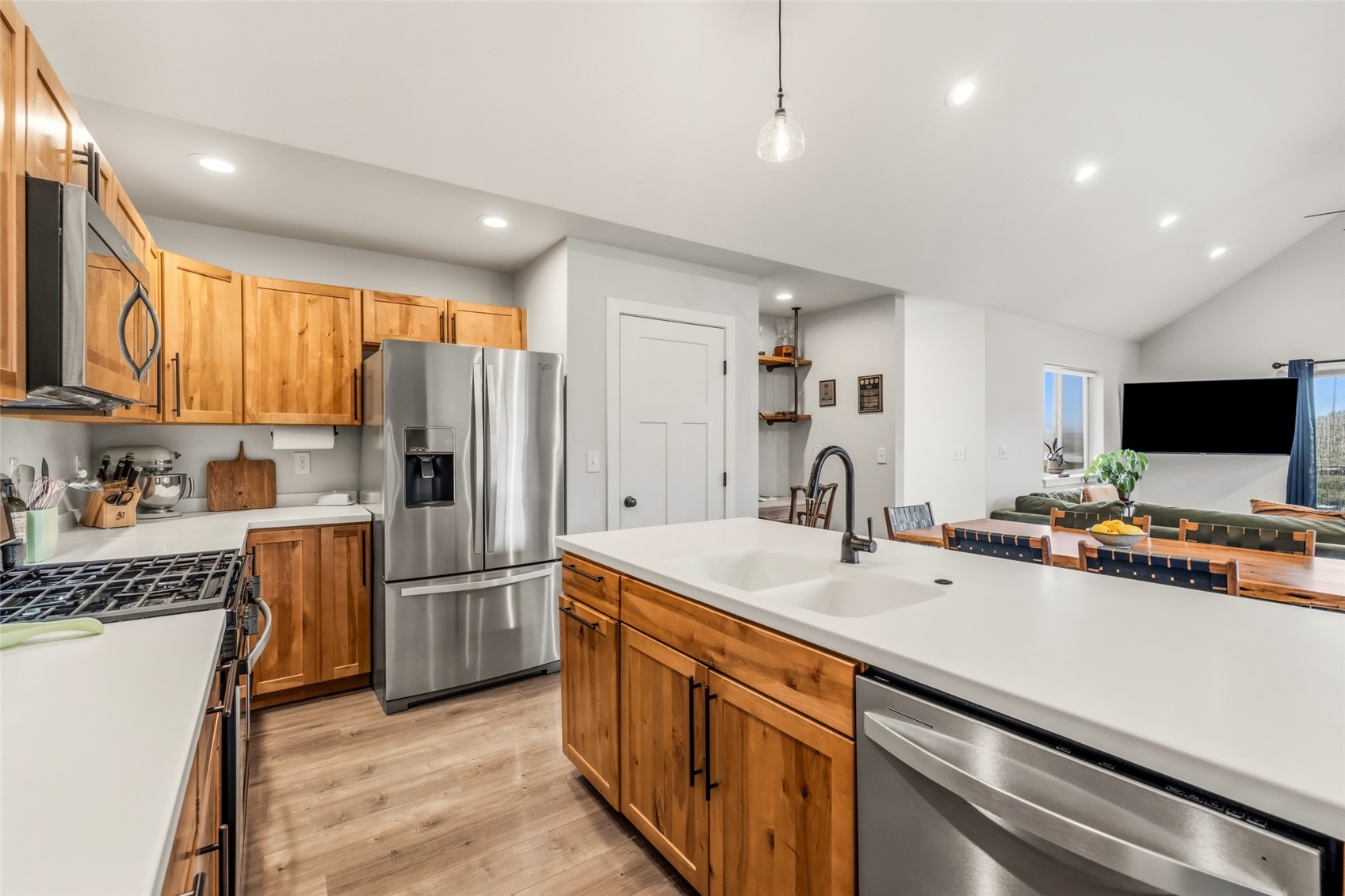 23680 Sagebrush CIRCLE