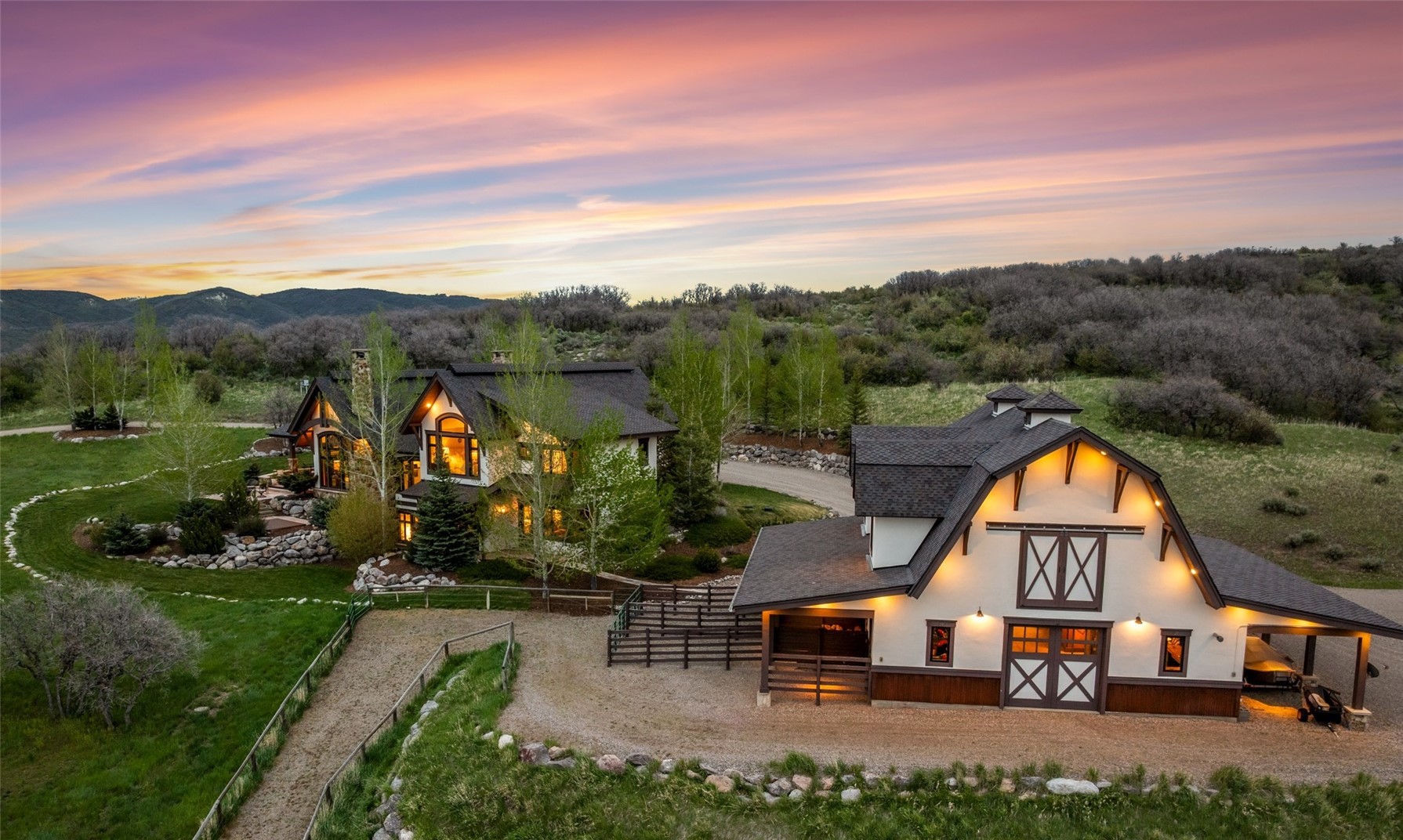 24775 Rainbow Ridge