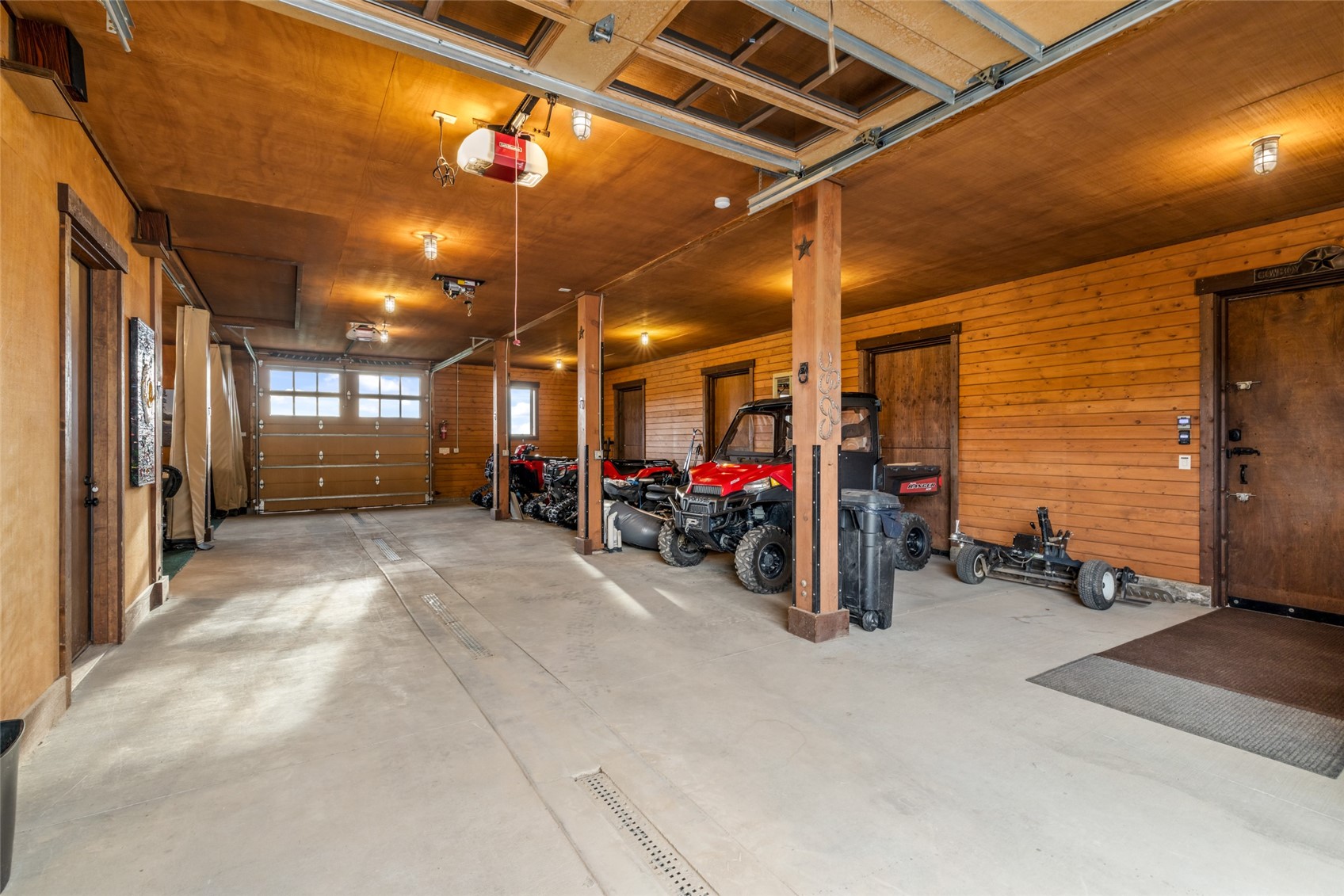 24775 Rainbow Ridge