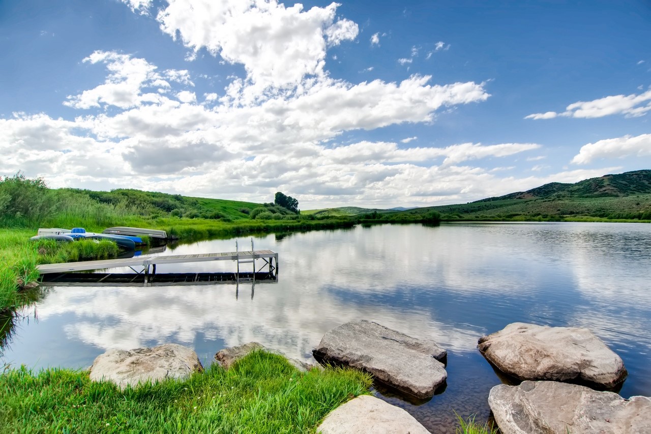 24775 Rainbow Ridge