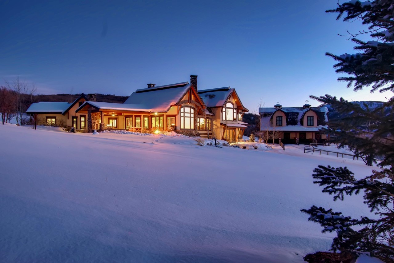 24775 Rainbow Ridge