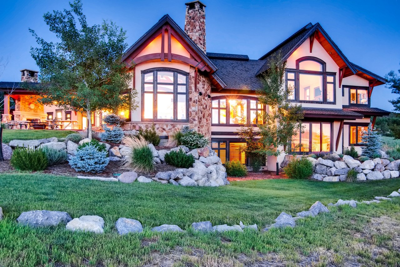 24775 Rainbow Ridge