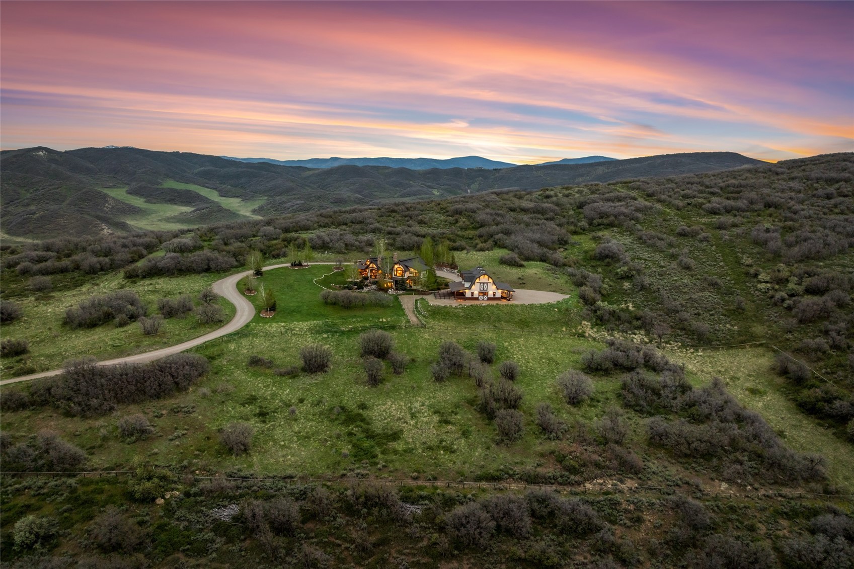 24775 Rainbow Ridge