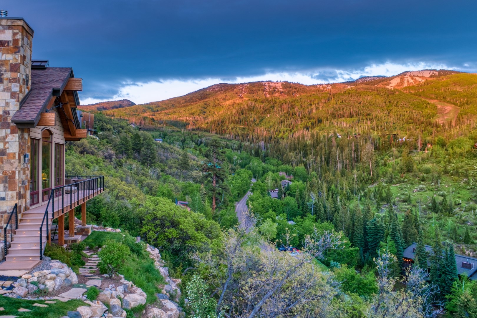 2529 Mountain View LANE