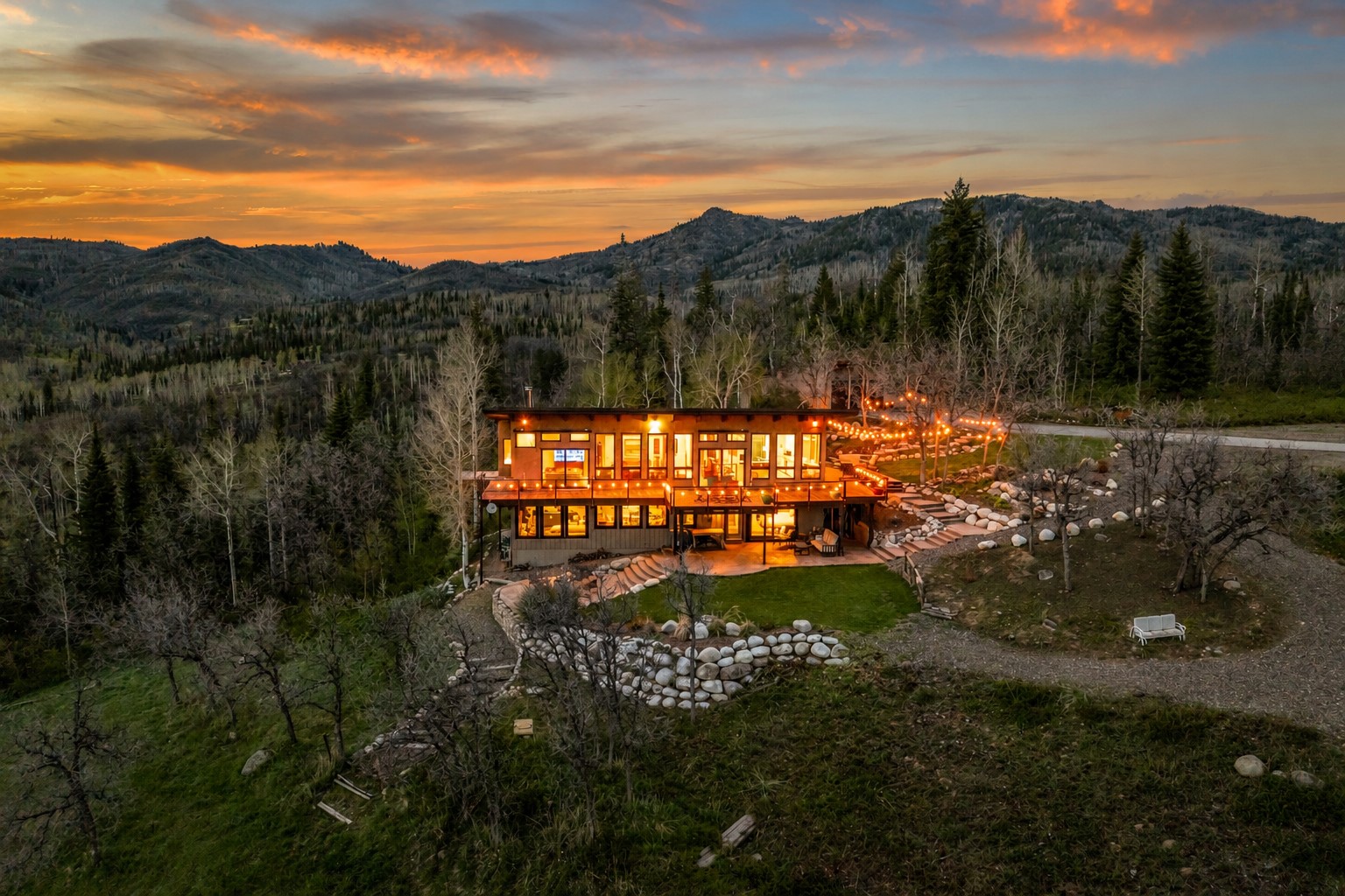 32185 Valley View DRIVE