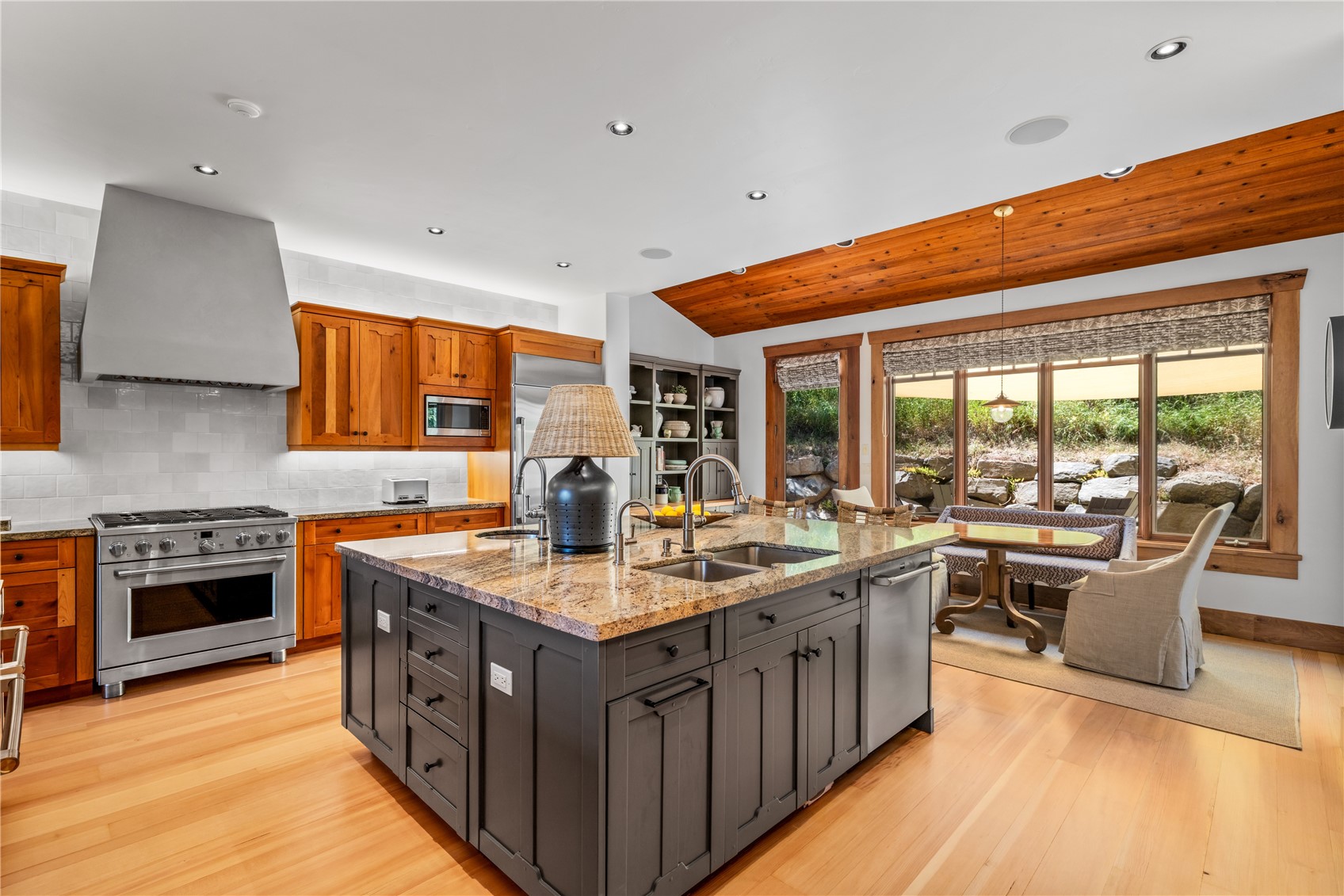 33855 Canyon COURT