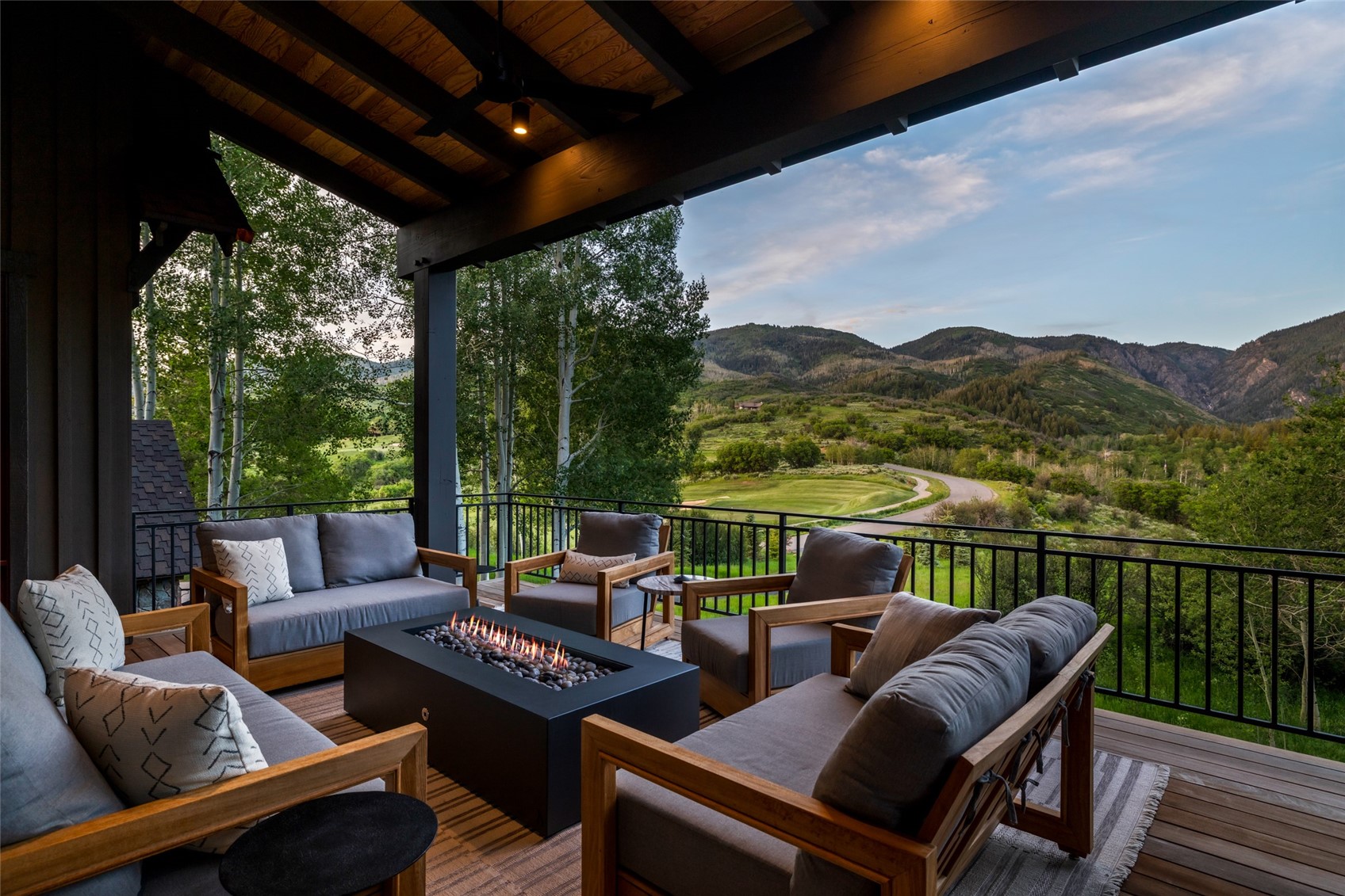 33855 Canyon COURT