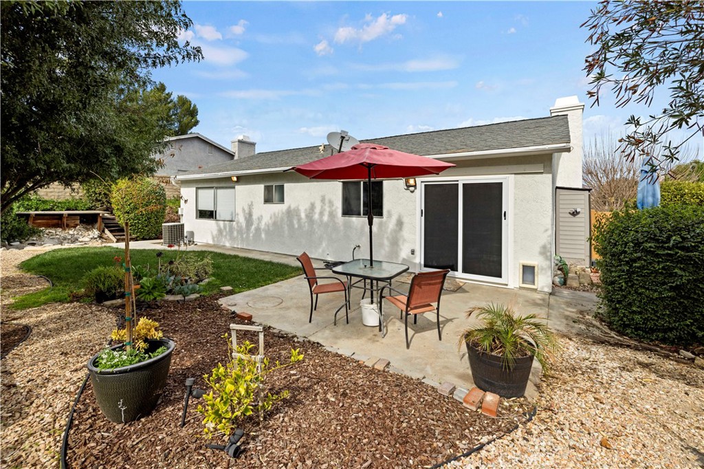 28014 Fox Run Circle