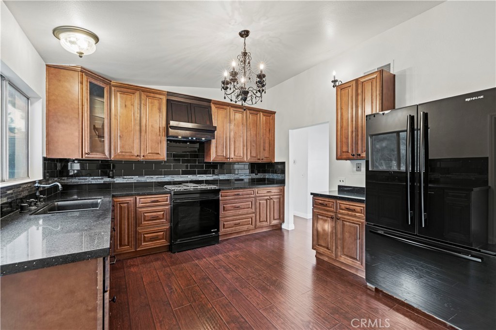 28014 Fox Run Circle