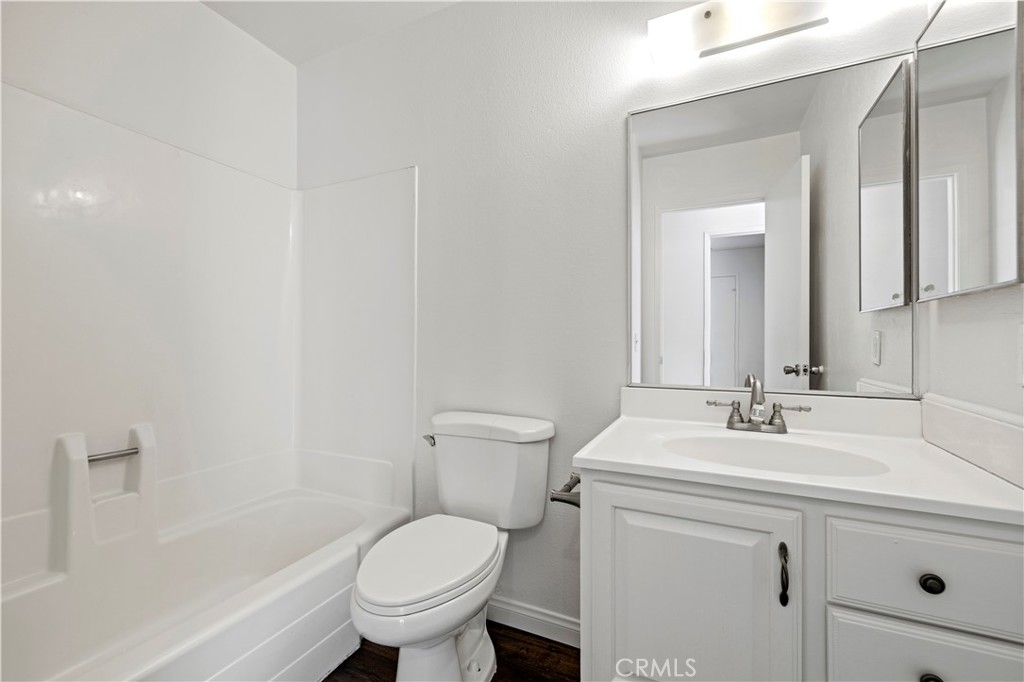 28014 Fox Run Circle