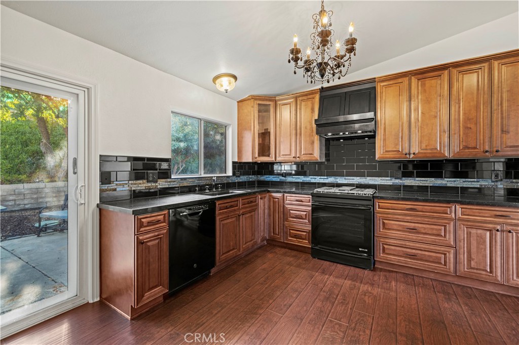 28014 Fox Run Circle