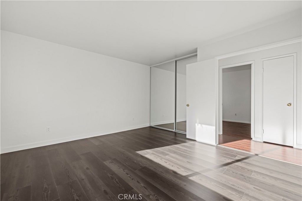 28014 Fox Run Circle