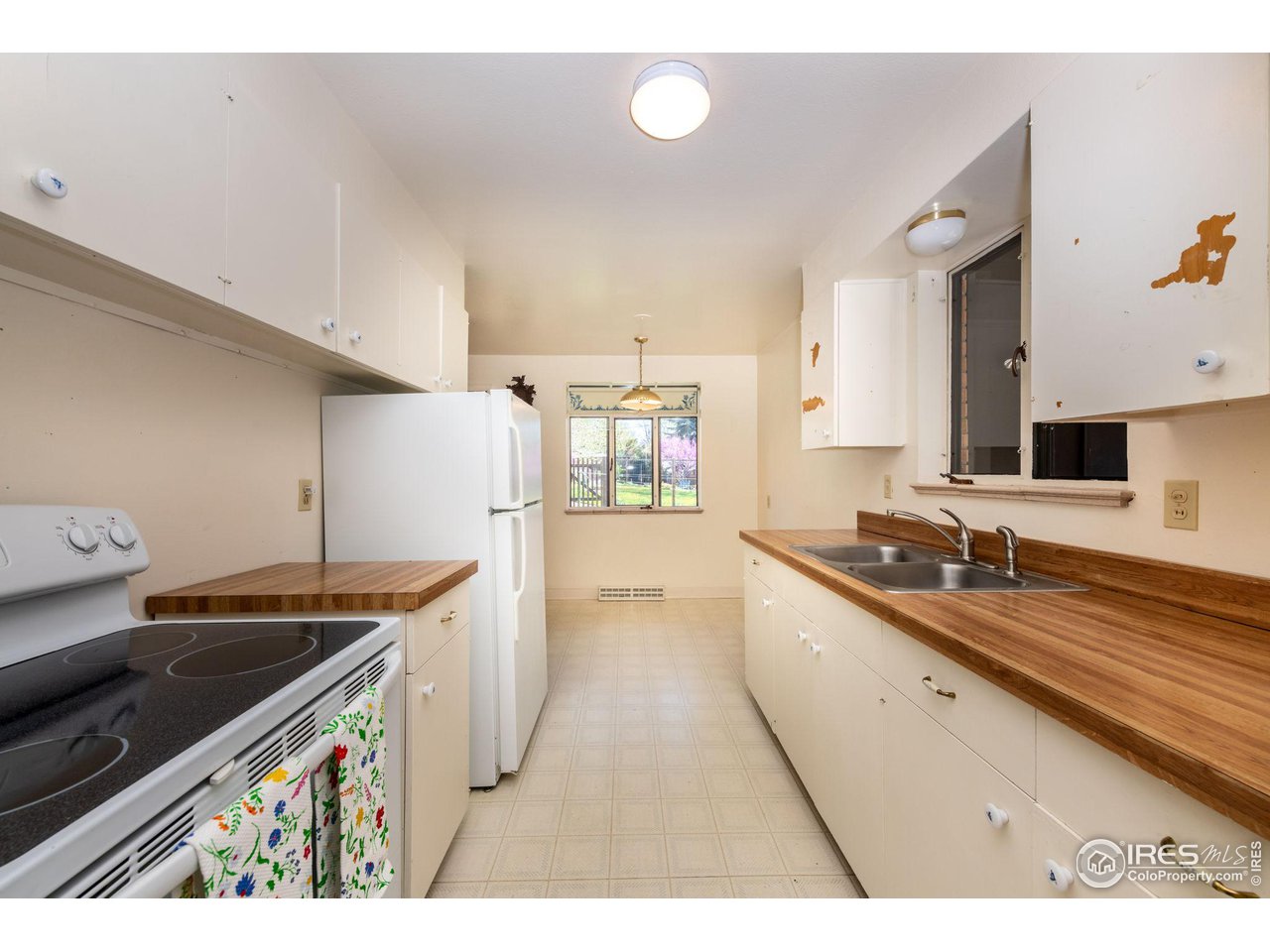 2105 Floral Dr