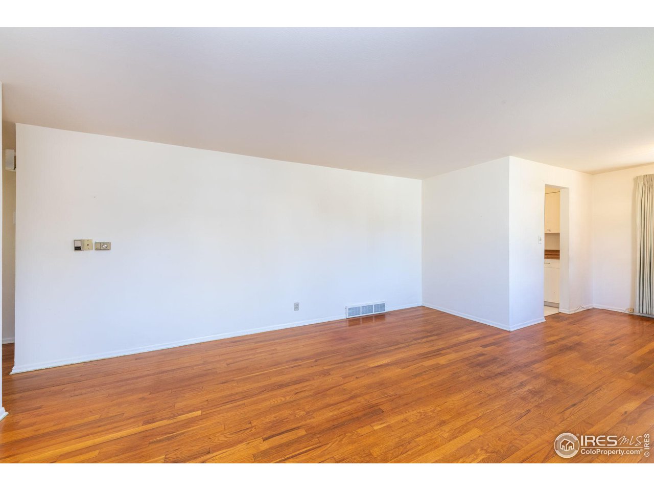 2105 Floral Dr