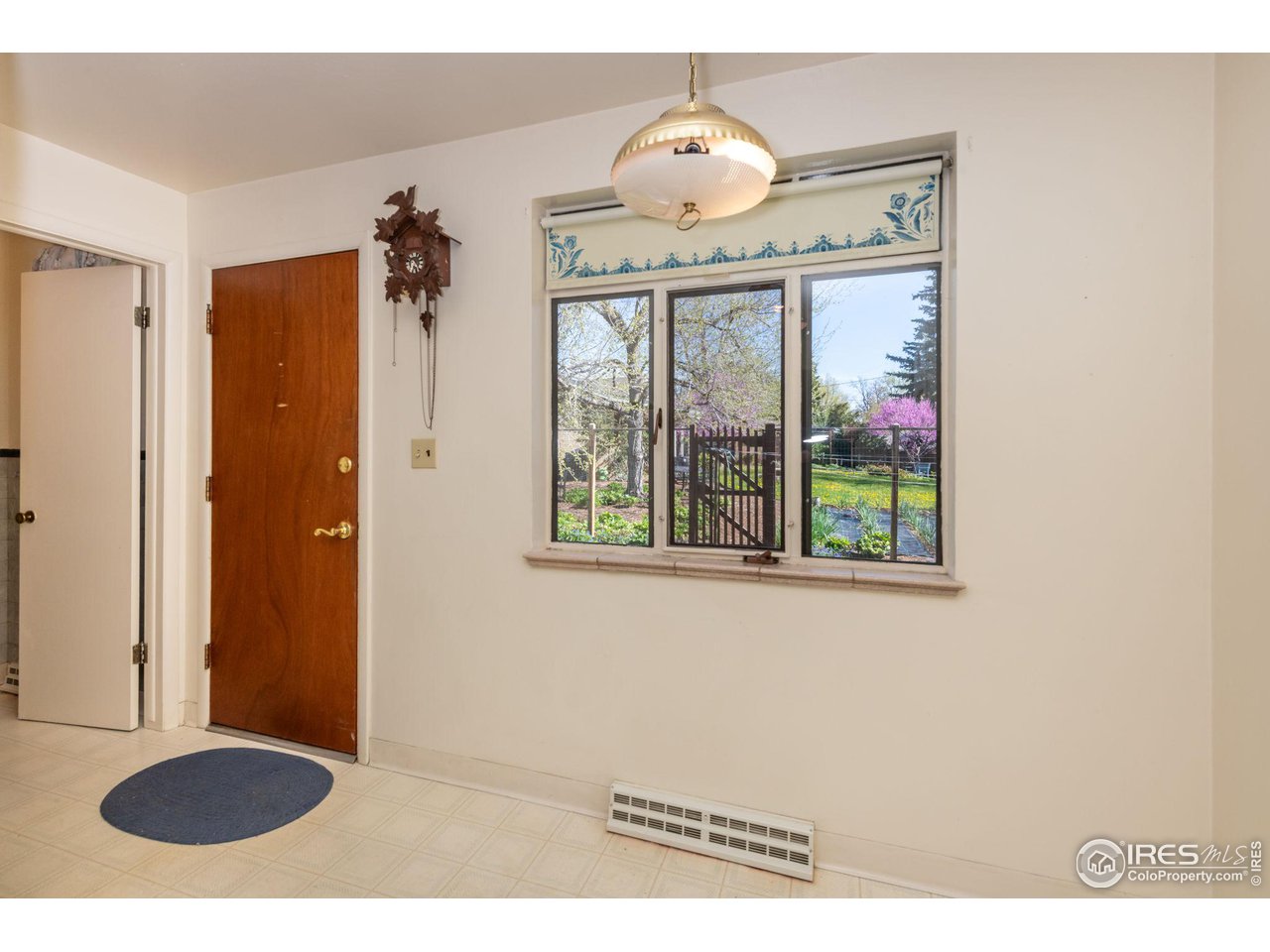 2105 Floral Dr
