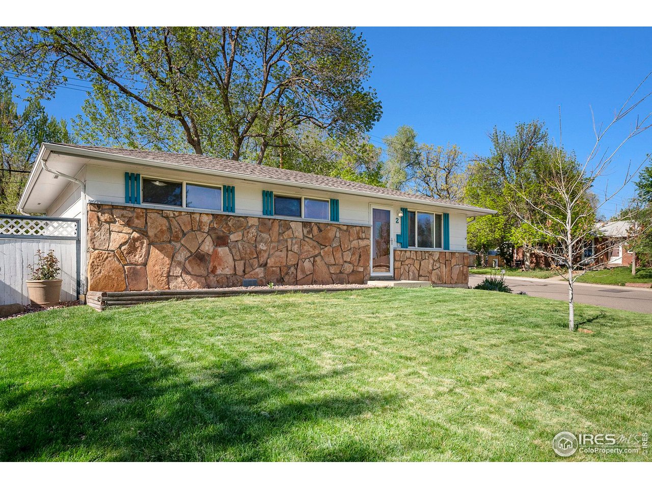 2 Lincoln Pl