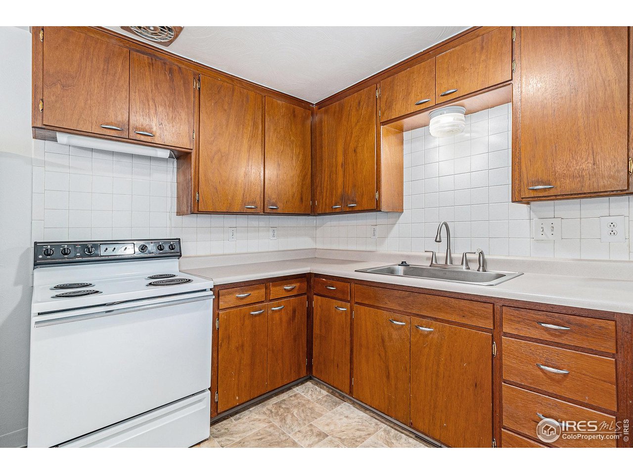 2 Lincoln Pl