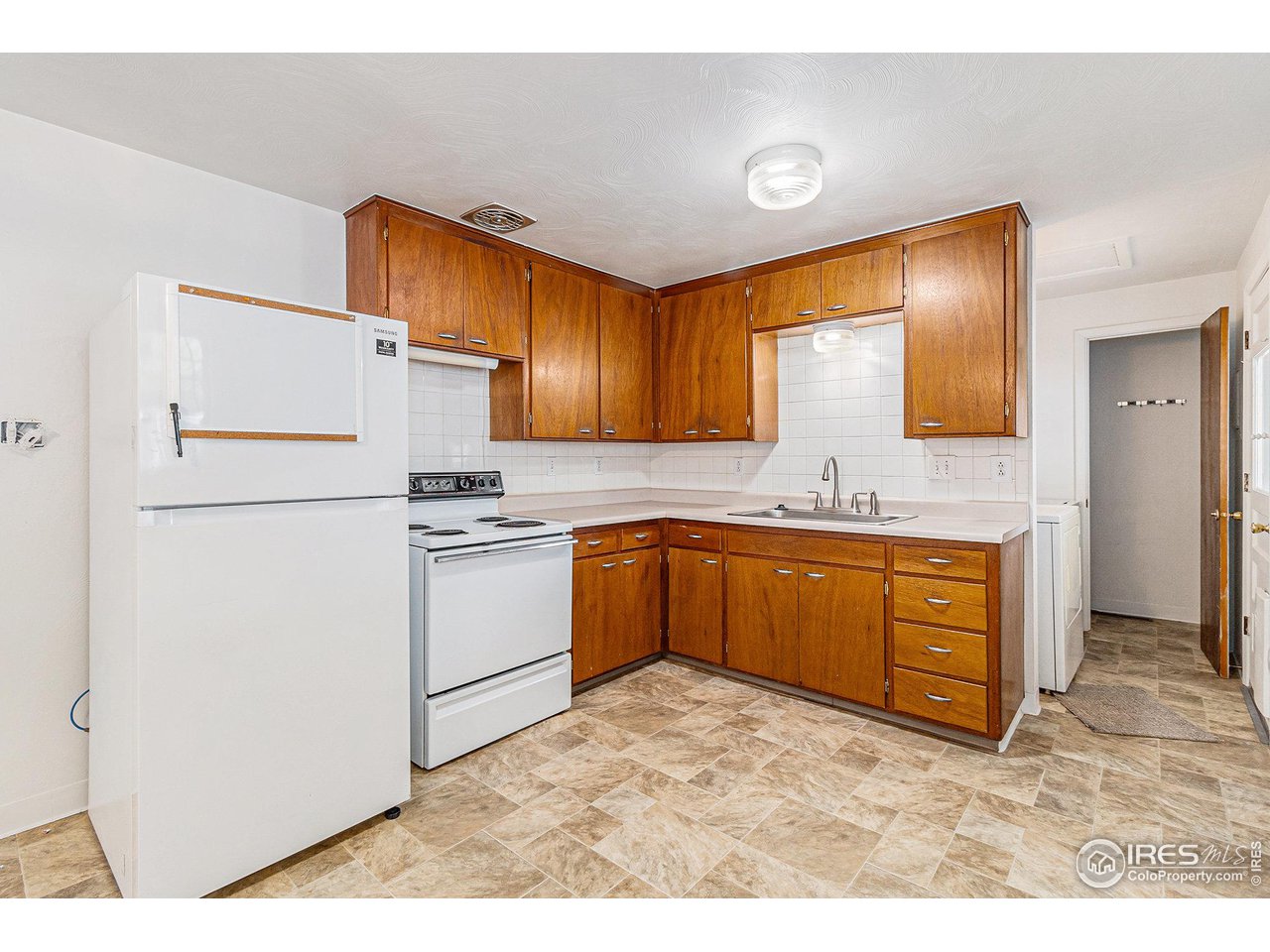 2 Lincoln Pl