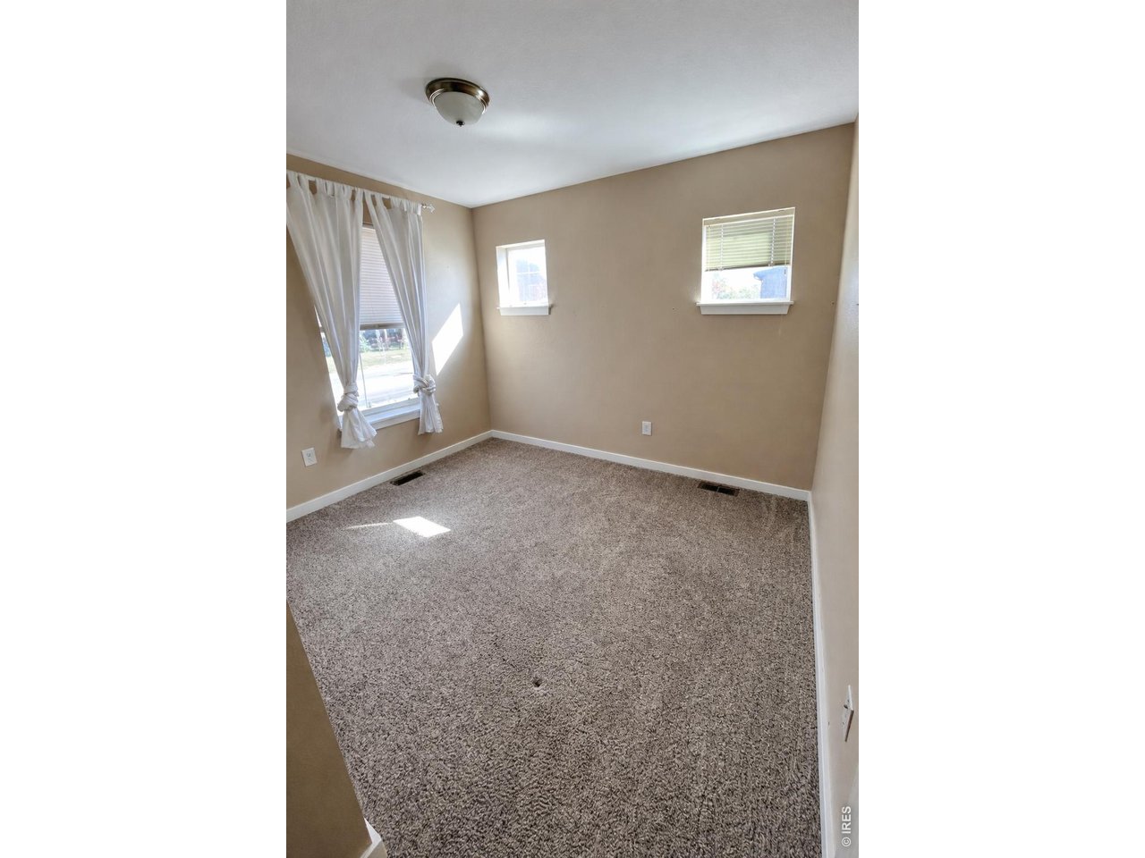 4591 Sunnyside Pl D
