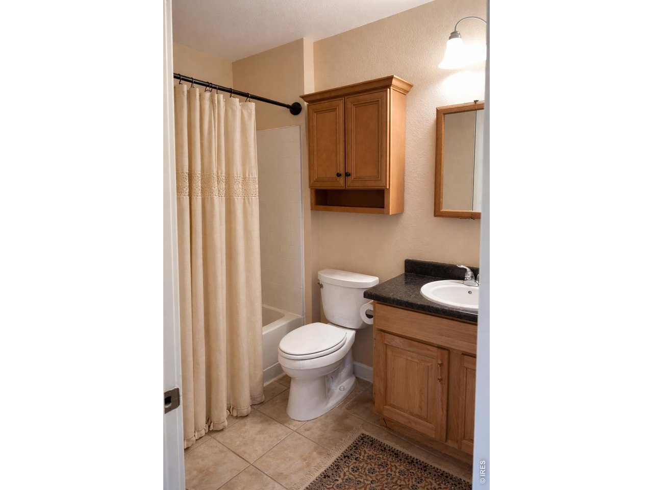 4591 Sunnyside Pl D