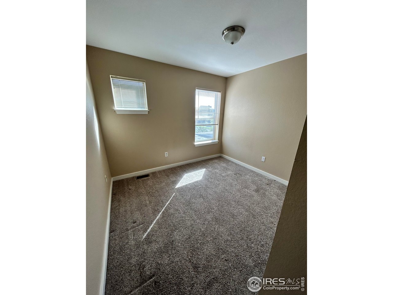 4591 Sunnyside Pl D