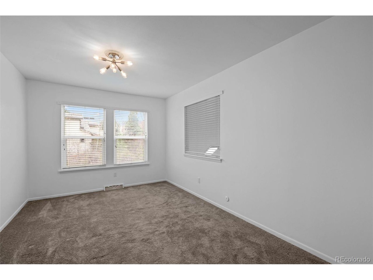34 Benthaven Pl