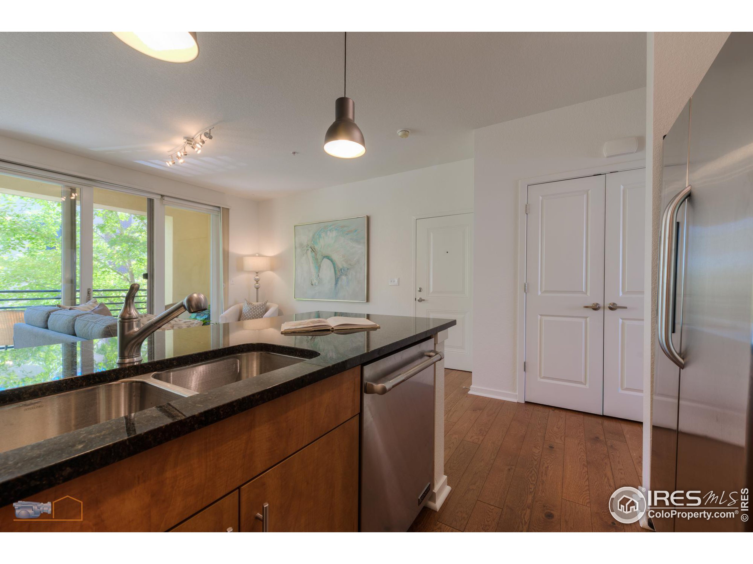 4525 13th St Unit: 4-E