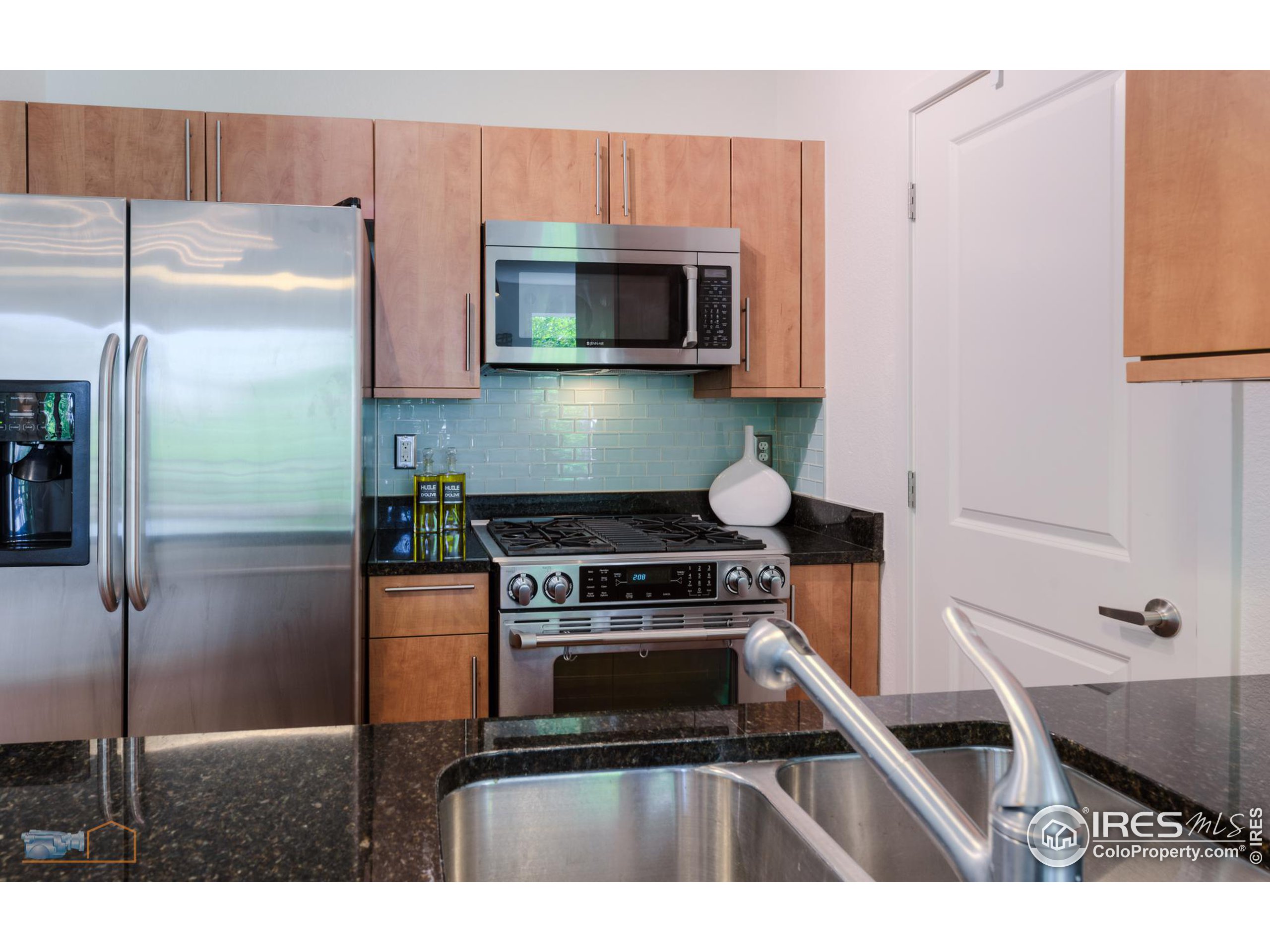 4525 13th St Unit: 4-E