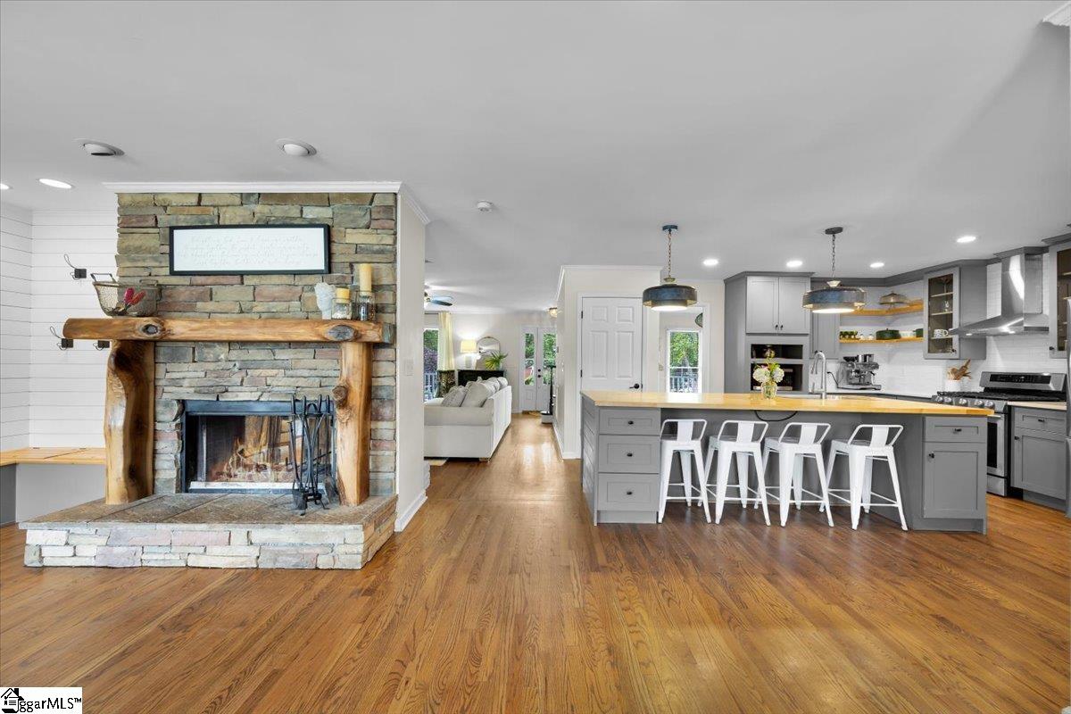 109 W Fieldsparrow Court