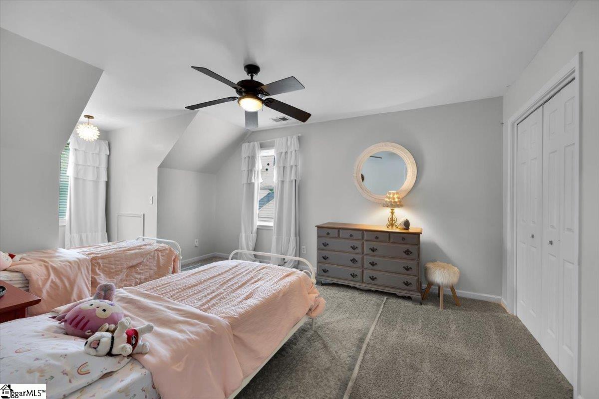 109 W Fieldsparrow Court