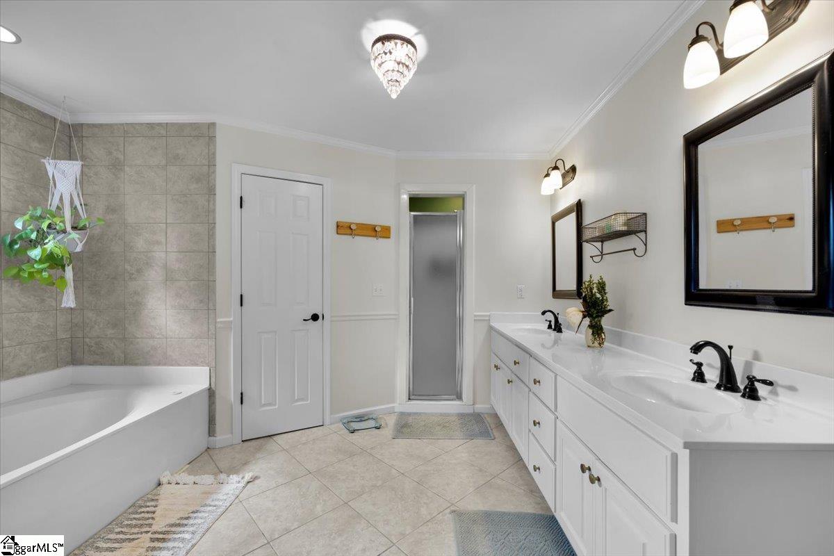 109 W Fieldsparrow Court