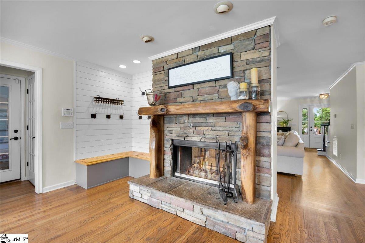 109 W Fieldsparrow Court