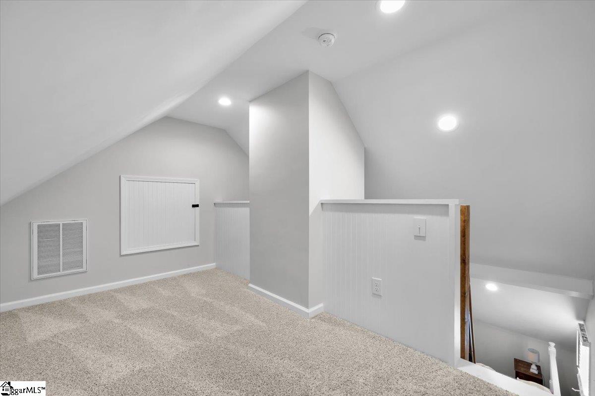 109 W Fieldsparrow Court