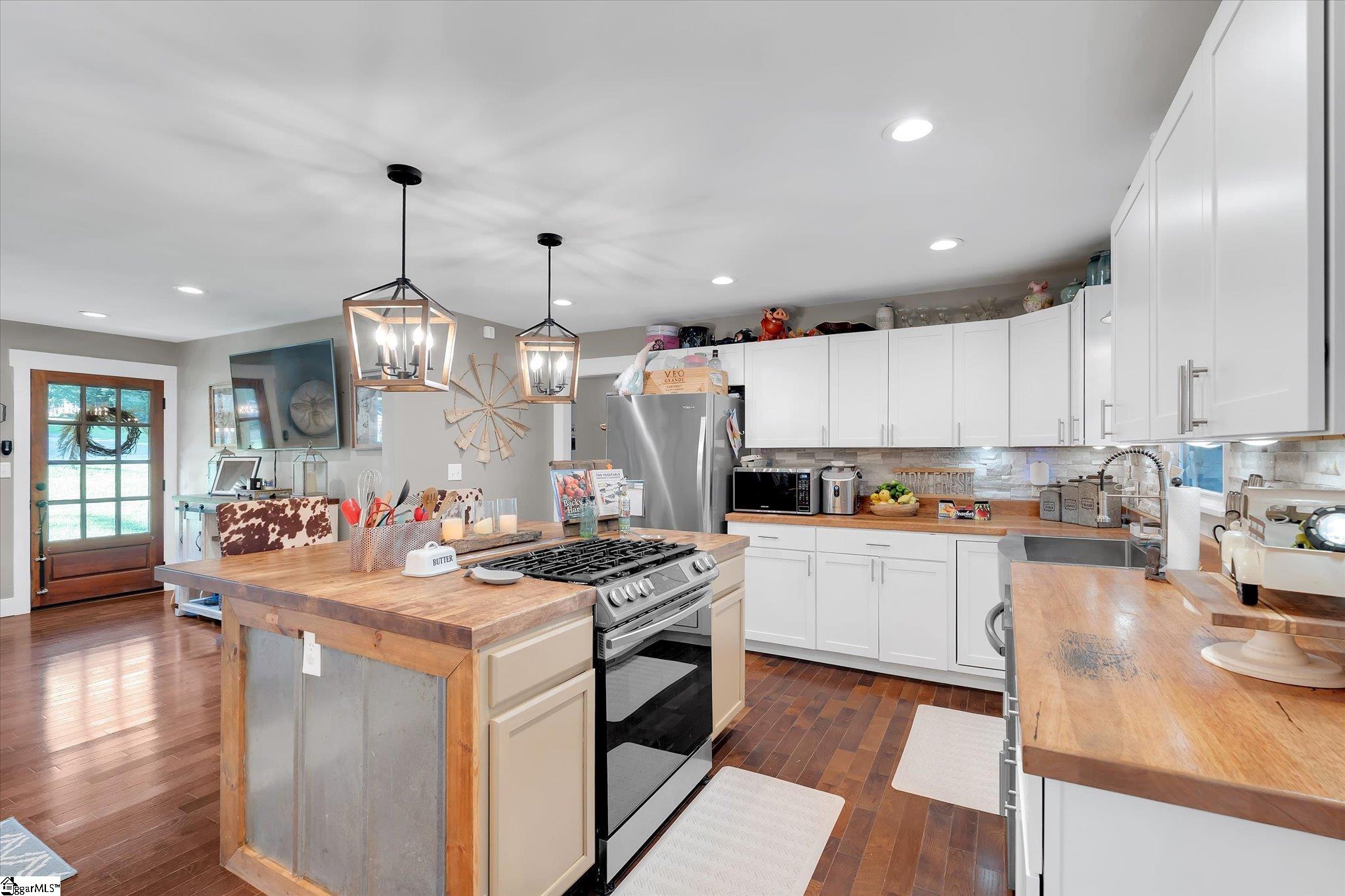 301 Ridgecrest Drive